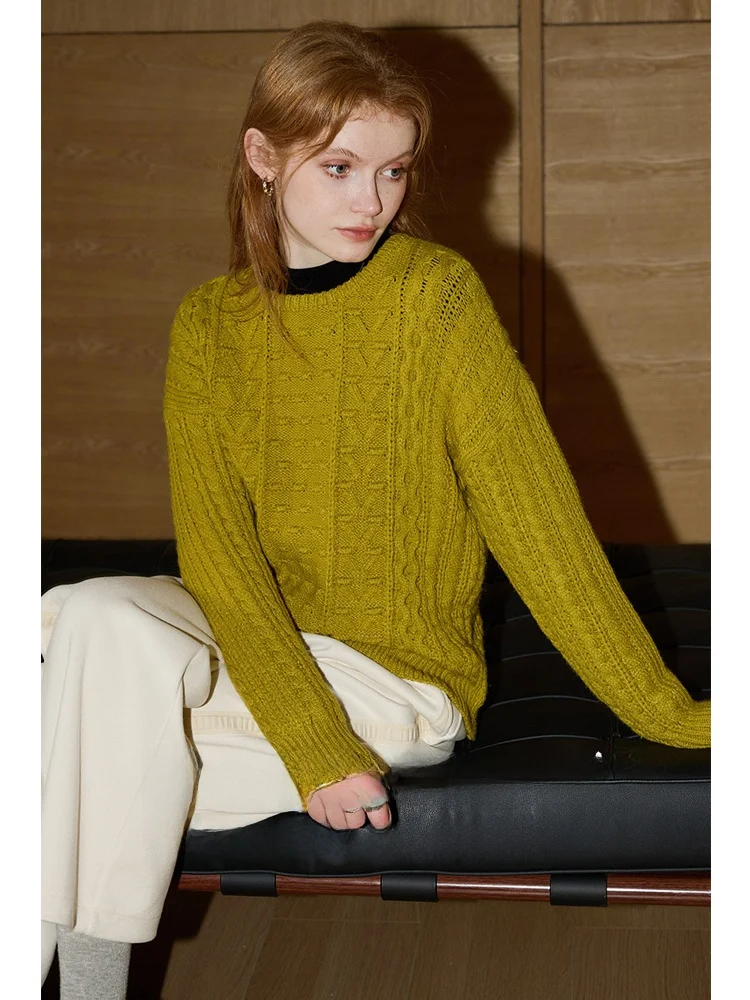 

Женский вязаный свитер KUHNMARVIN: Новинка, мягкий и уютный, с ретро-узелками, для зимы, подходит как верхняя одежда и для ношения под другой одеждой, длинный, с круглым вырезом.