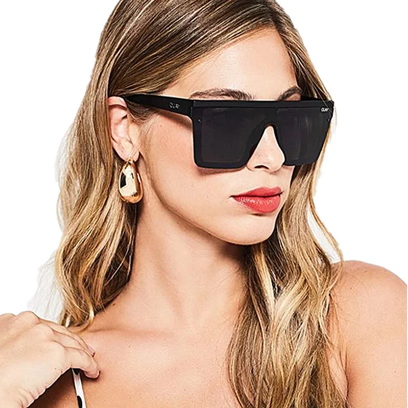 Travel Accessories Brand - クエイ スクエア サングラス（女性用）、オーバーサイズ、フラットトップ、ブランド：HINDSIGHT、アイウェアアクセサリー、旅行用、レディース、日よけ。