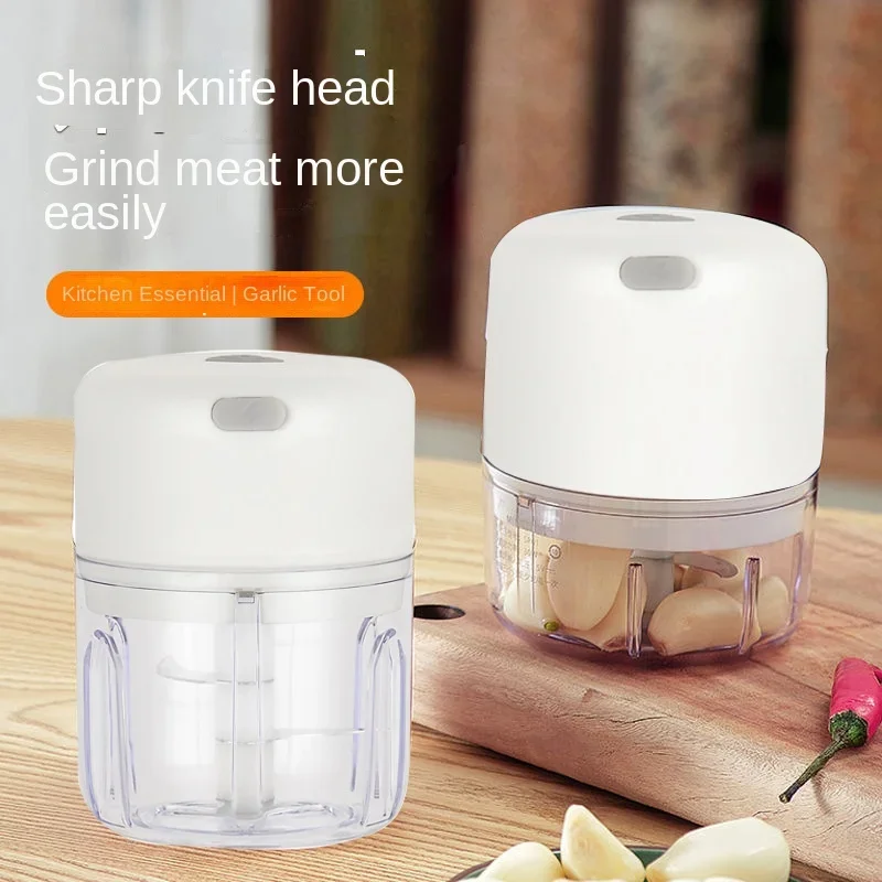 Electric Garlic Chopper Portable Veggie Chopper with 100 ml Spoon Garlic Grinder Masher Onion Chopper Blender to Vegetable