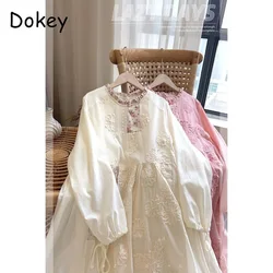 Vintage kwiatowy haft patchworkowa sukienka kobiety jesień Mori Girl O-neck sznurowane bufiaste rękawy bawełniane lniane sukienki słodkie Vestidos