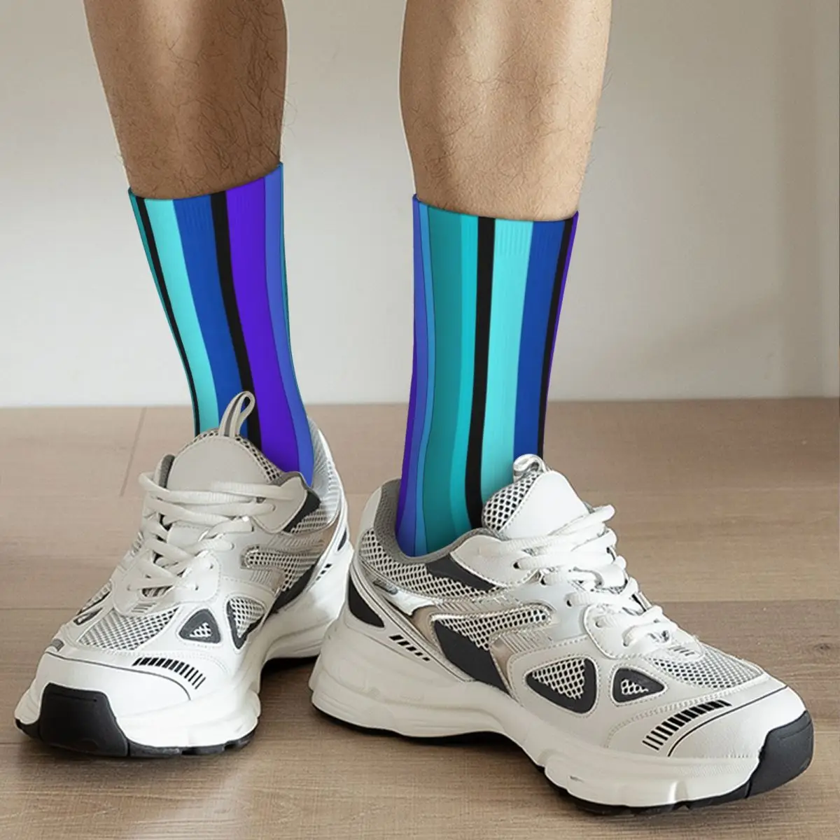 جوارب ملونة بألوان قوس قزح مقلمة جوارب أنيقة للزوجين جوارب تسلق قابلة للتنفس جوارب خريف جرافيك غير قابلة للانزلاق