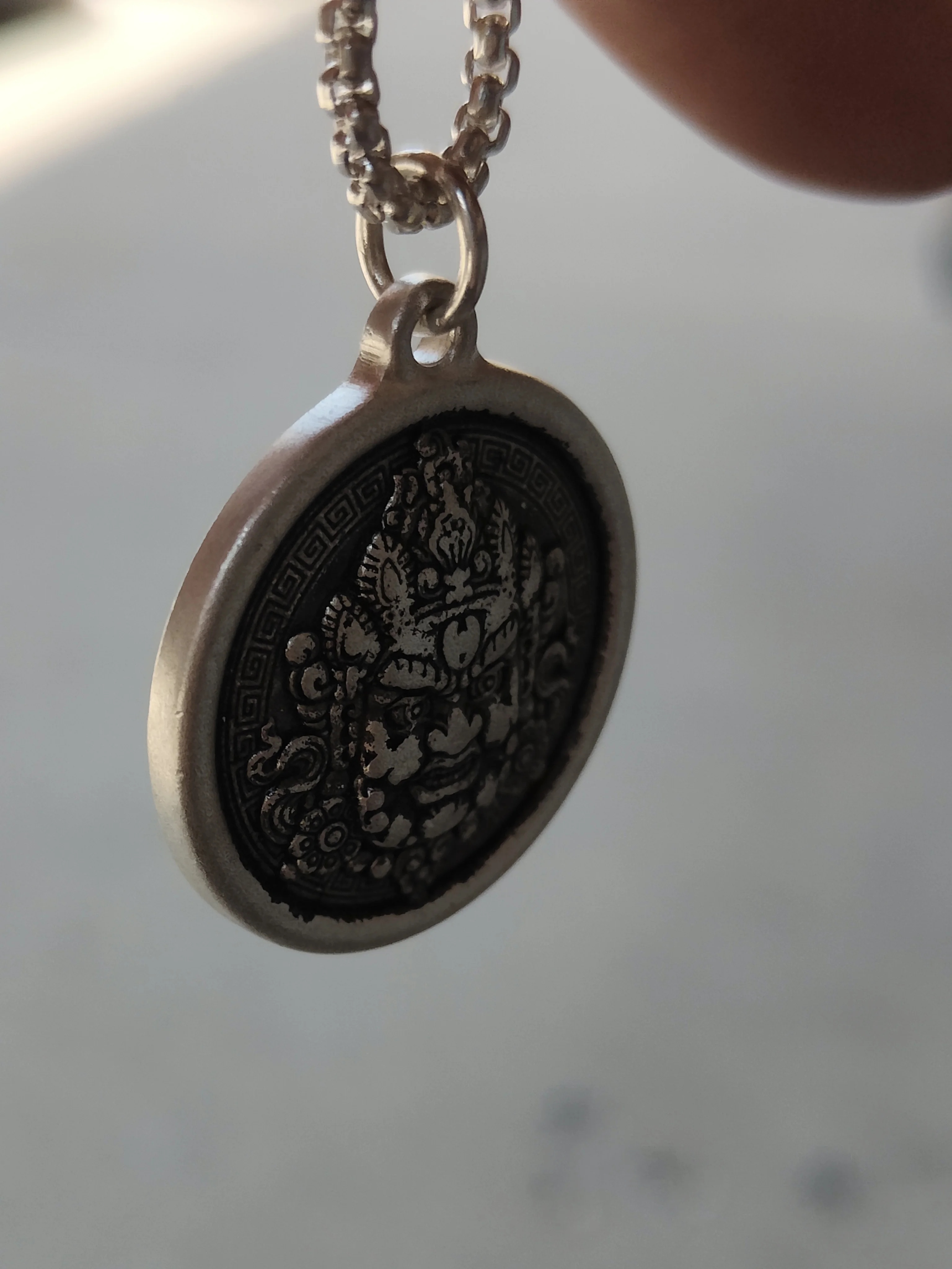 Chinese Tibetan silver retro ethnic style niche accessory, yellow God of Wealth Attracting Wealth pendant