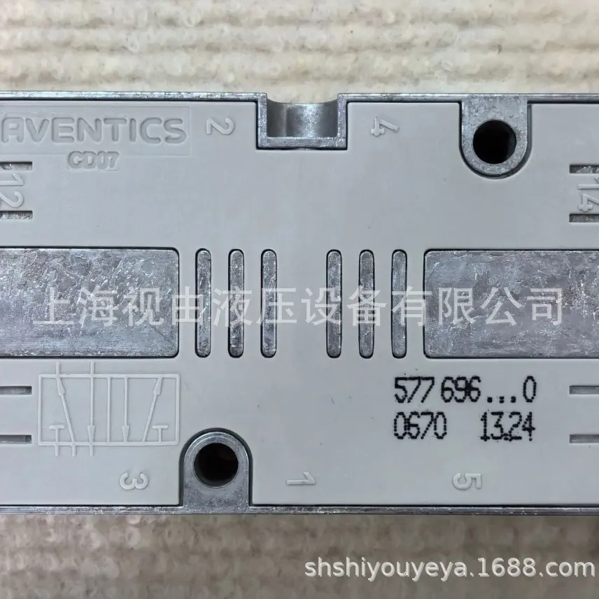 5776960220 AVENTICS Two-position Five-way Pneumatic Valve