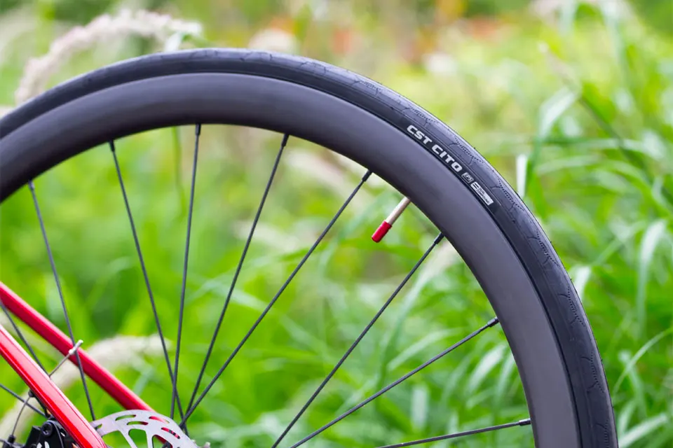 Liteskin Aluminium-Ventilkappe für Rennrad, MTB, Presta, 2 Stück, Presta-Reifenschutz, ultraleicht – Detail 3