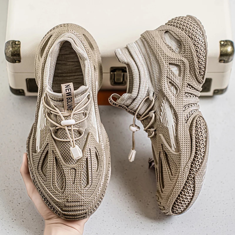 موضة شبكة الرجال حذاء كاجوال في الهواء الطلق رجالي المشي أحذية رياضية مريحة الانزلاق على جوارب رجالي أحذية تنفس الاحذية الرياضية