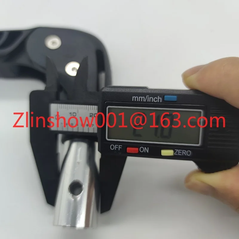 Sports Wheelchair Accessories Folding Plastic Handle with Button Structure Durable Wheelchair Parts China Factory Wholesale