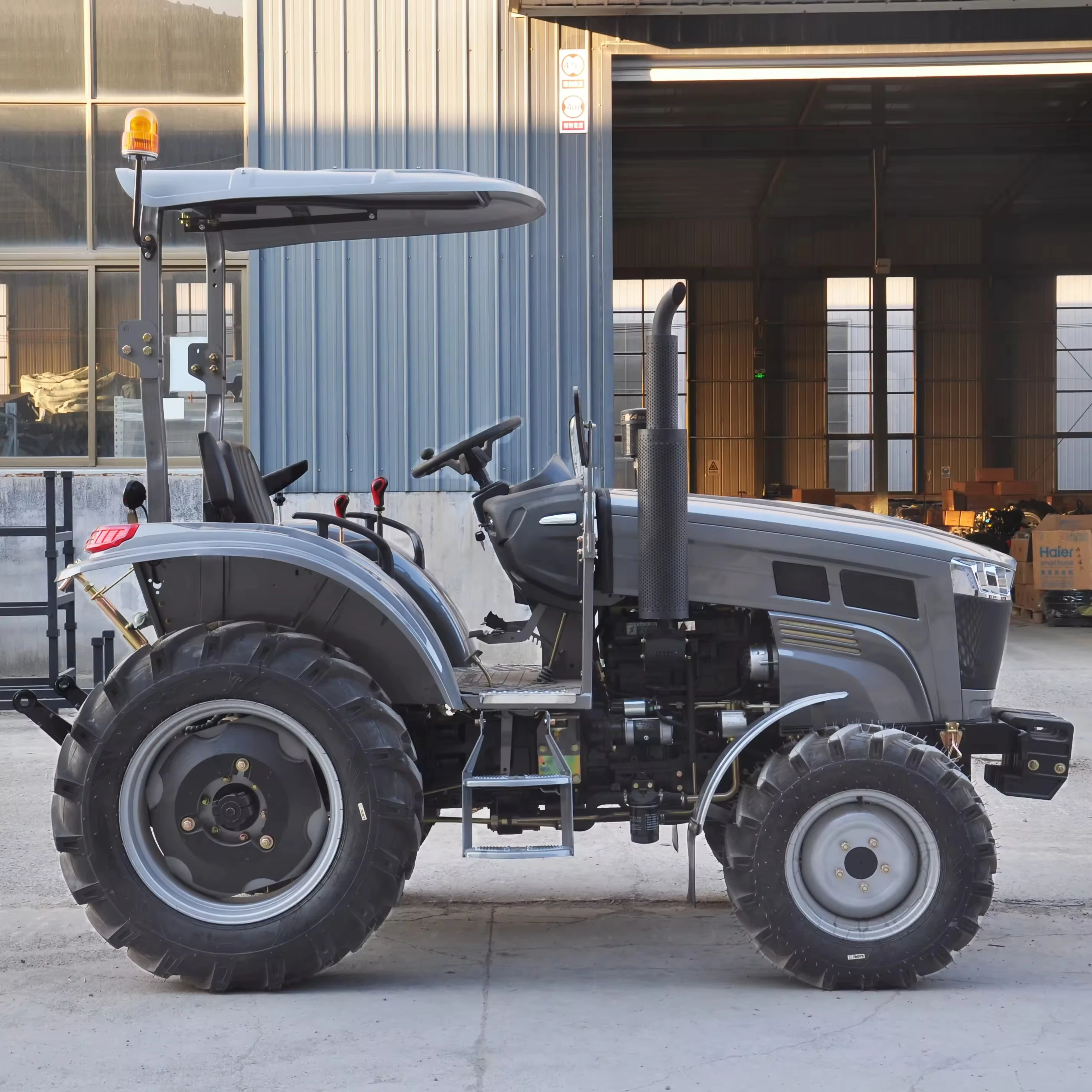 Cost-Effective 4WD Wheel Tractor 25HP LAIDONG Engine-Natural Aspiration Gear Drive South African Municipal Agricultural 1 Year