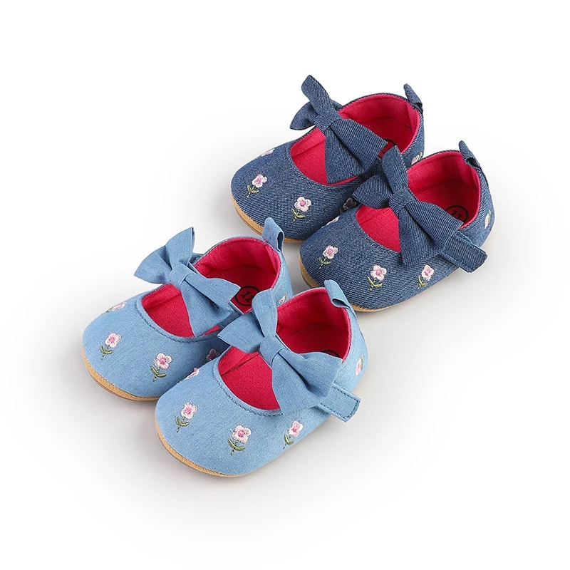 

Spring Autumn Baby Girl Princess Shoes Soft Soled Flower Embroidery Bowknot Fashion Design Newborn Prewalker Shoes