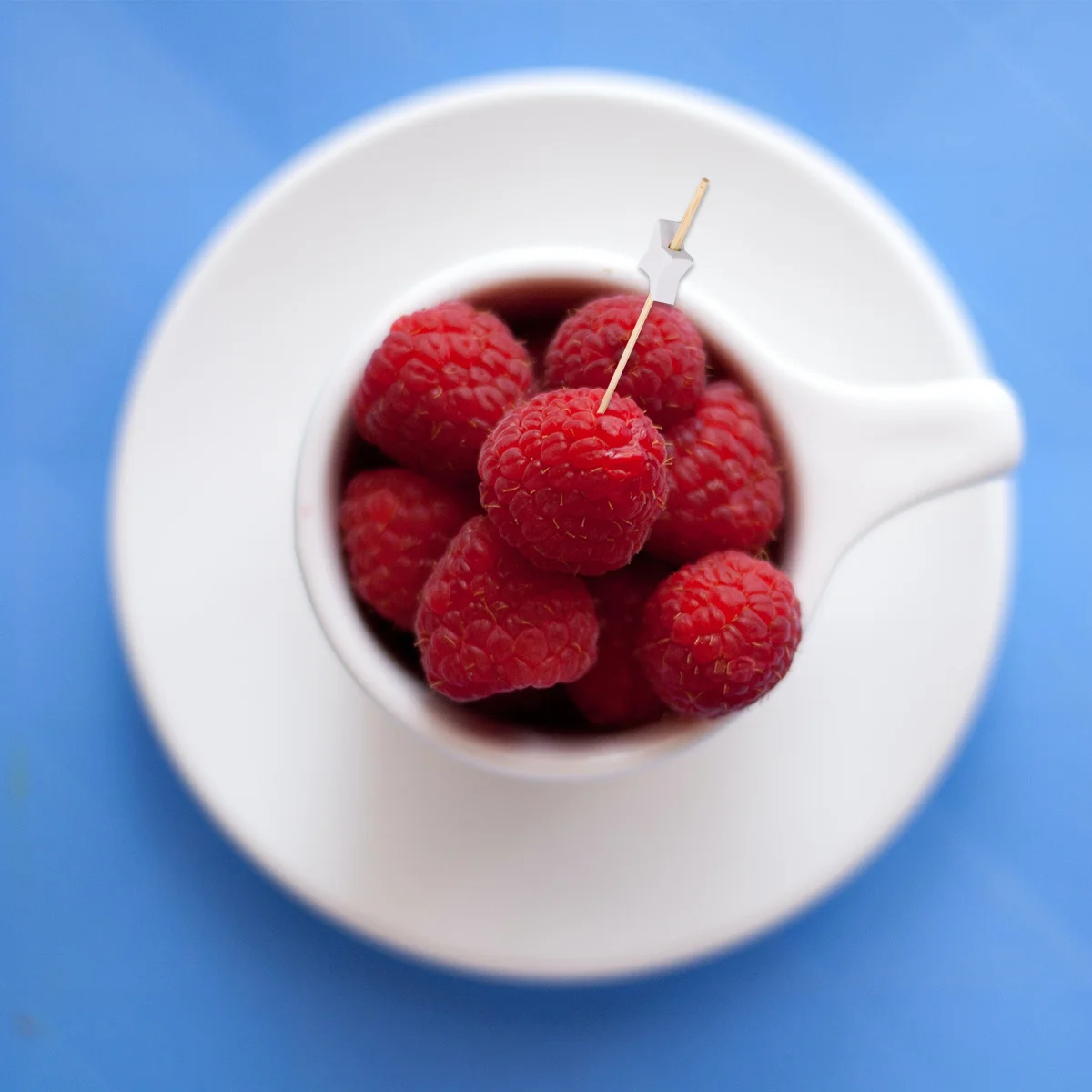 

200Pcs Fruit Toothpicks Bamboo Fruit Sticks Biodegradable Cocktail Picks for Garnish Appetizers Fruits Vegetables Party Buffet