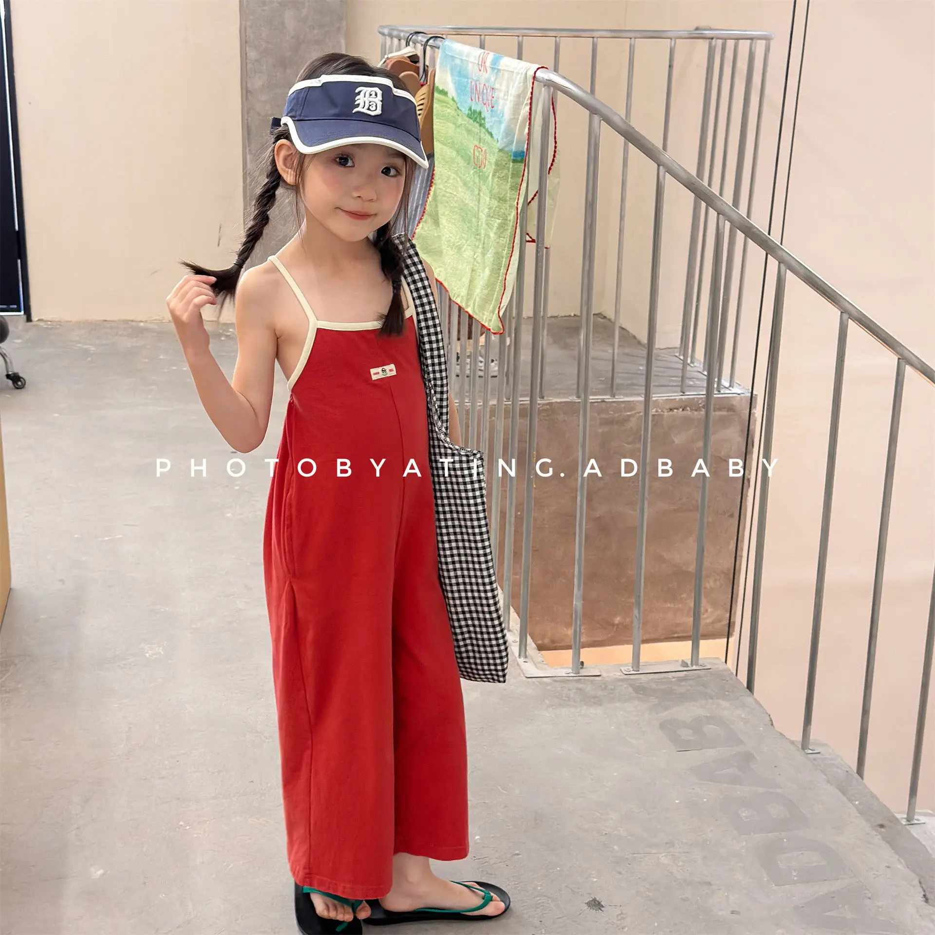 

2026 Summer New Girls Sling Jumpsuit Children Loose Playsuit Thin Cotton Baby Girl Sling Pants Kids Casual Overalls