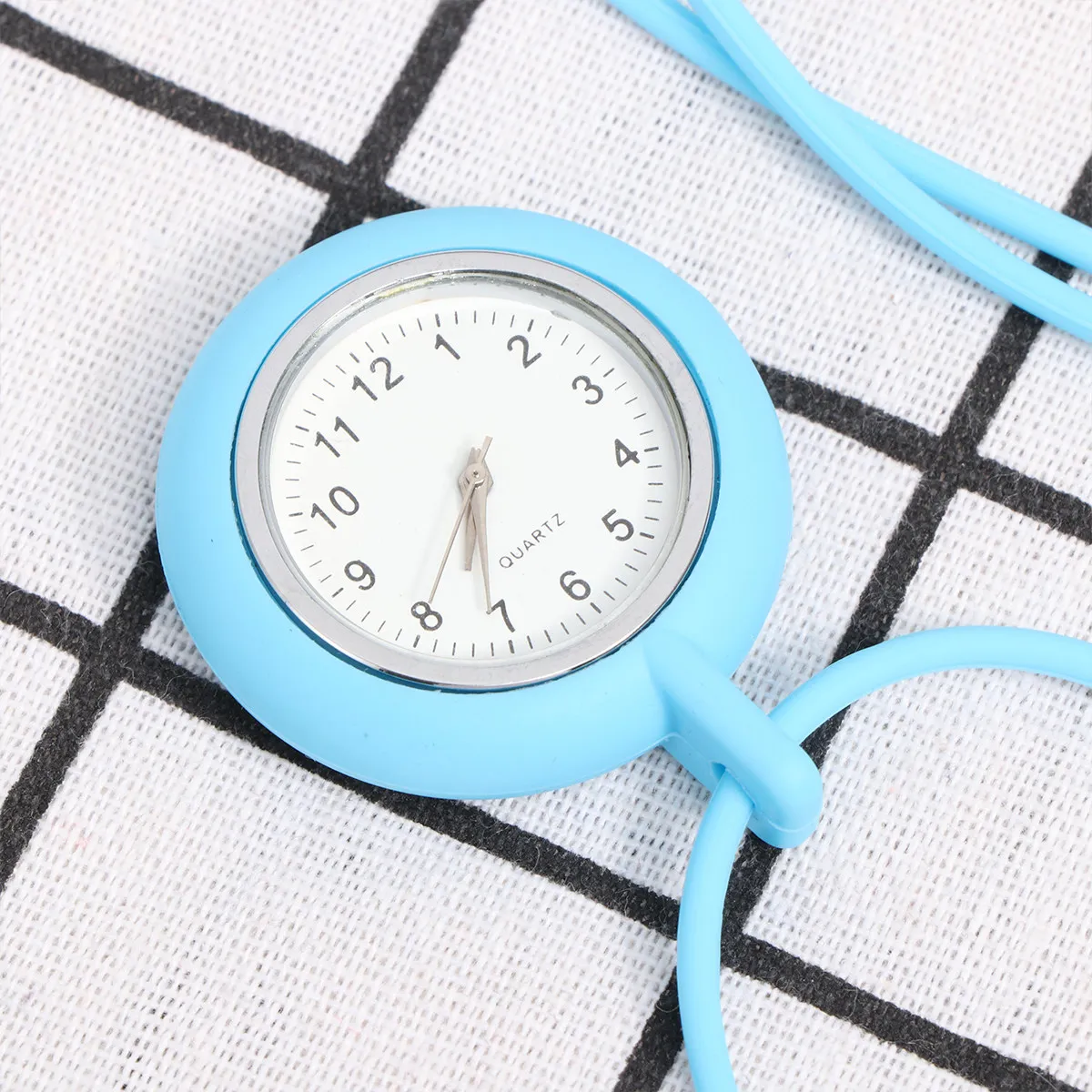 1Pcs Sky-Blue Silicone Neck Hanging Quartz Watch Compact Lightweight Easy-to-Read Dial Simple Elegant Design for Nurses