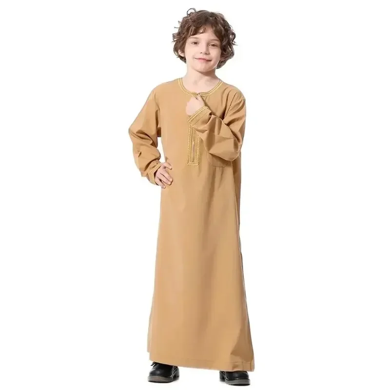 Muzułmańskie dzieci Abaya Jubba Thobe chłopiec długa sukienka islamski Ramadan dzieci kaftan szata dubaj arabski Kaftan Arabia Saudyjska nabożeństwo