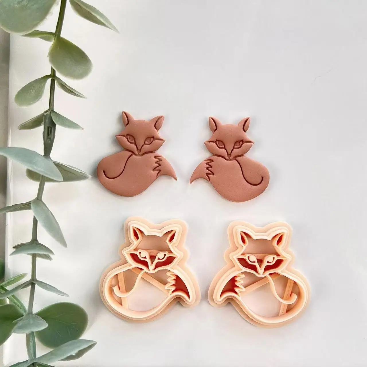 Cute Puppy Shape Polymer Clay Earrings Mold Animal Stud Clay Cutters Dogs Clay Cutters Molds for Ornament Pendant Jewelry Making