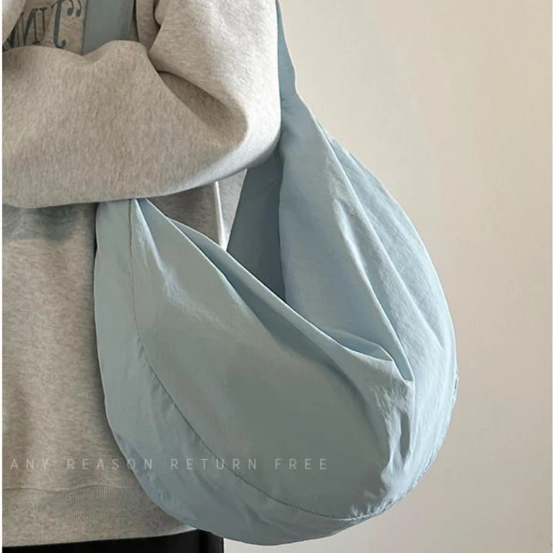 Trendy Fashionable Shoulder Bags Wrapped with Dyed Nylon Canvas Bag Large Capacity Single Shoulder Crossbody Hobos Bag