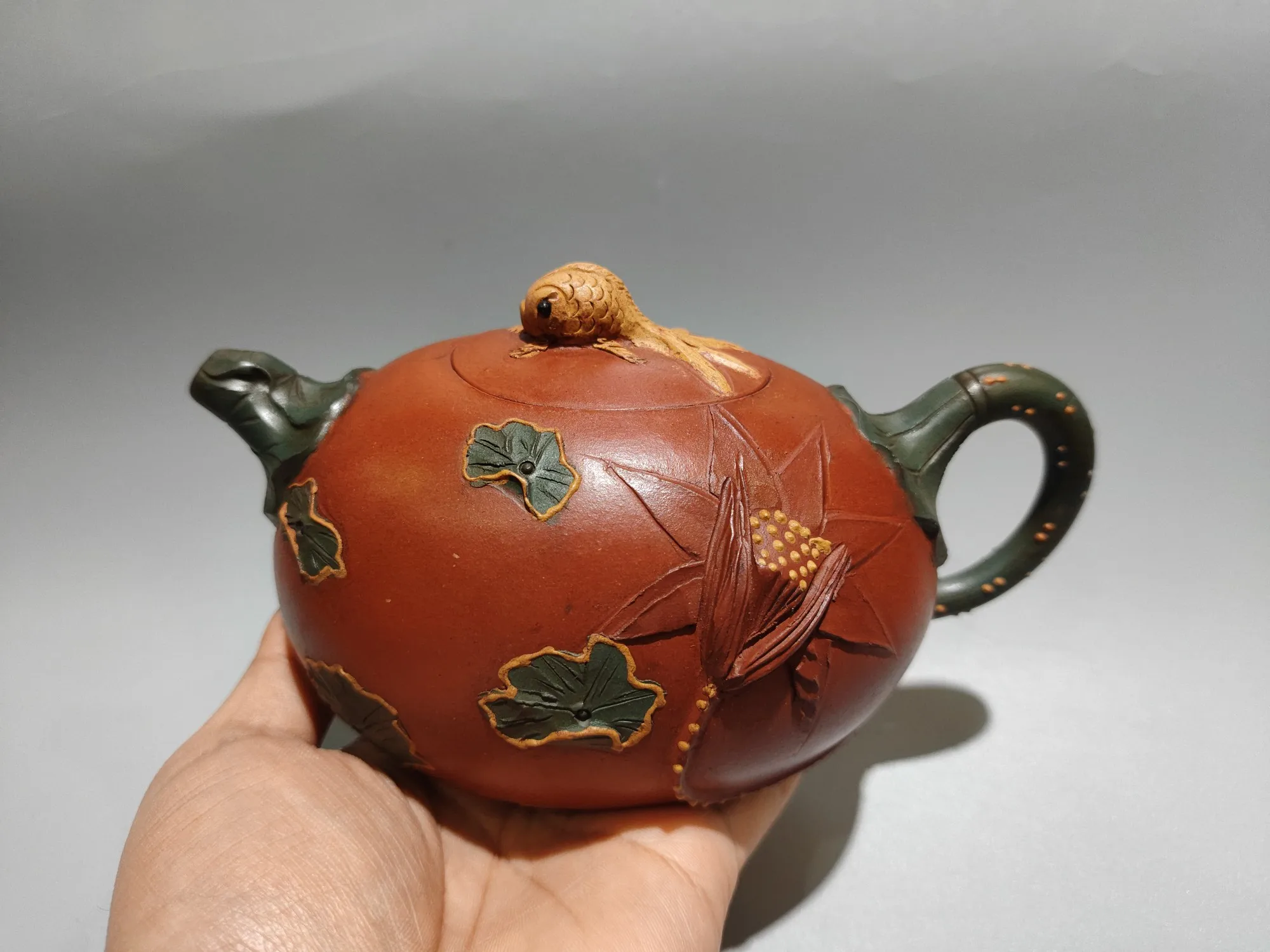 Purple teapot Yixing Purple Clay Teapot Multi colored teapot Fish statue cover lotus Lotus root pot Kettle wine jug tea ceremony