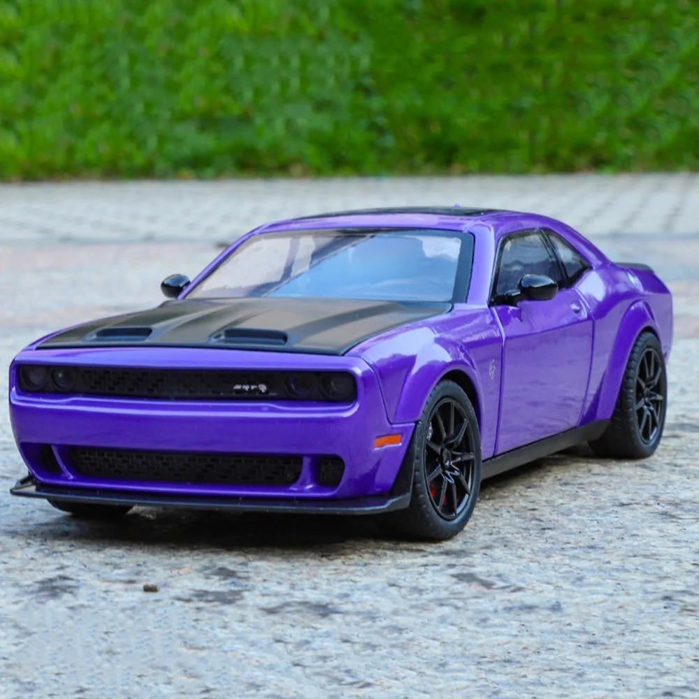 1:24 닷지 챌린저 SRT 헬캣 모델 장난감 자동차 합금 다이캐스트 4도어 개폐 미니어처 차량 휠 풀백 카 소년 선물