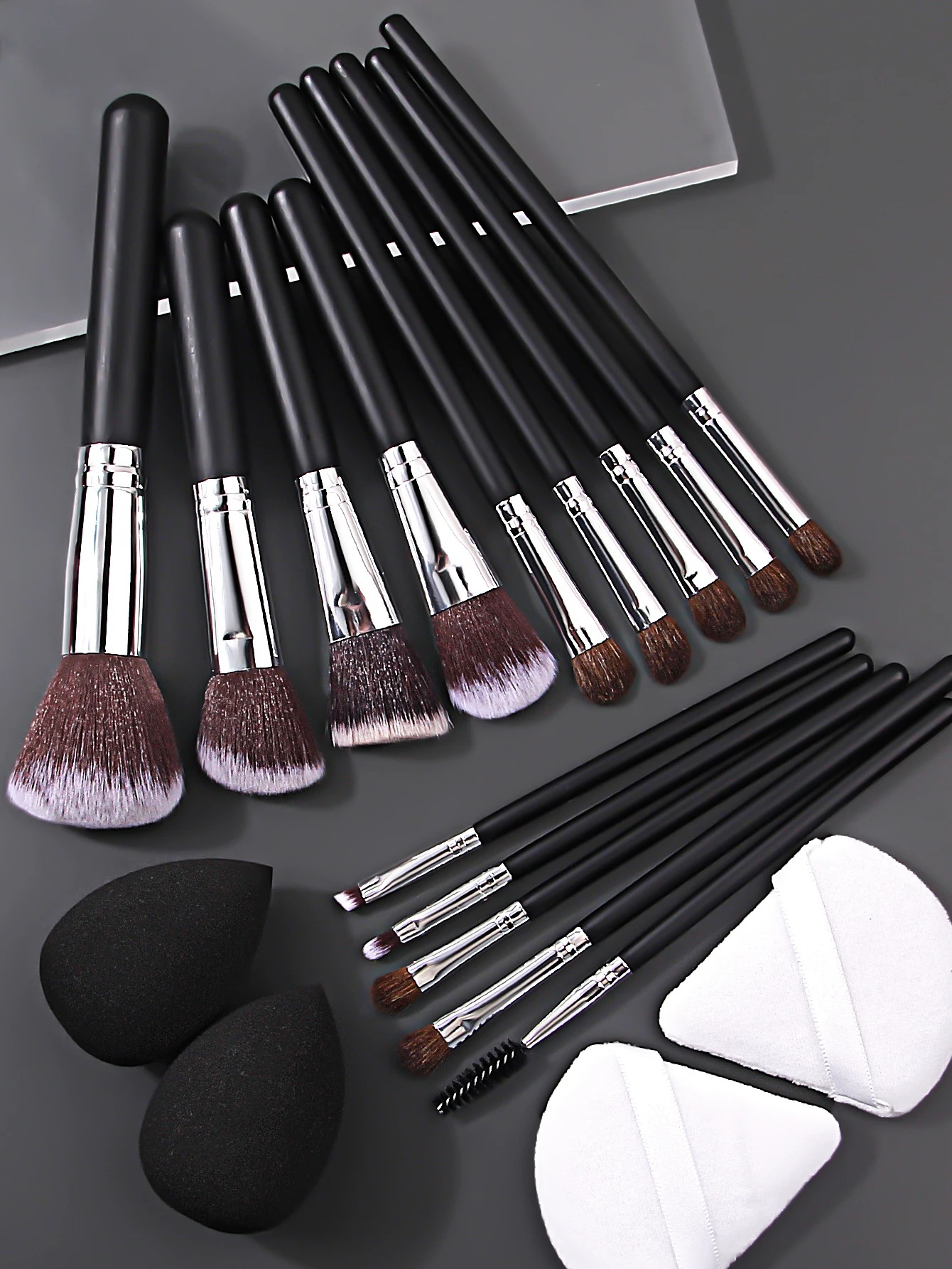 Conjunto de pincéis de maquiagem de alta qualidade, 4/14/18 peças, pincel de pó solto, pincel de blush, conjunto de pincéis faciais + conjunto de sopro de pó sem entupimento