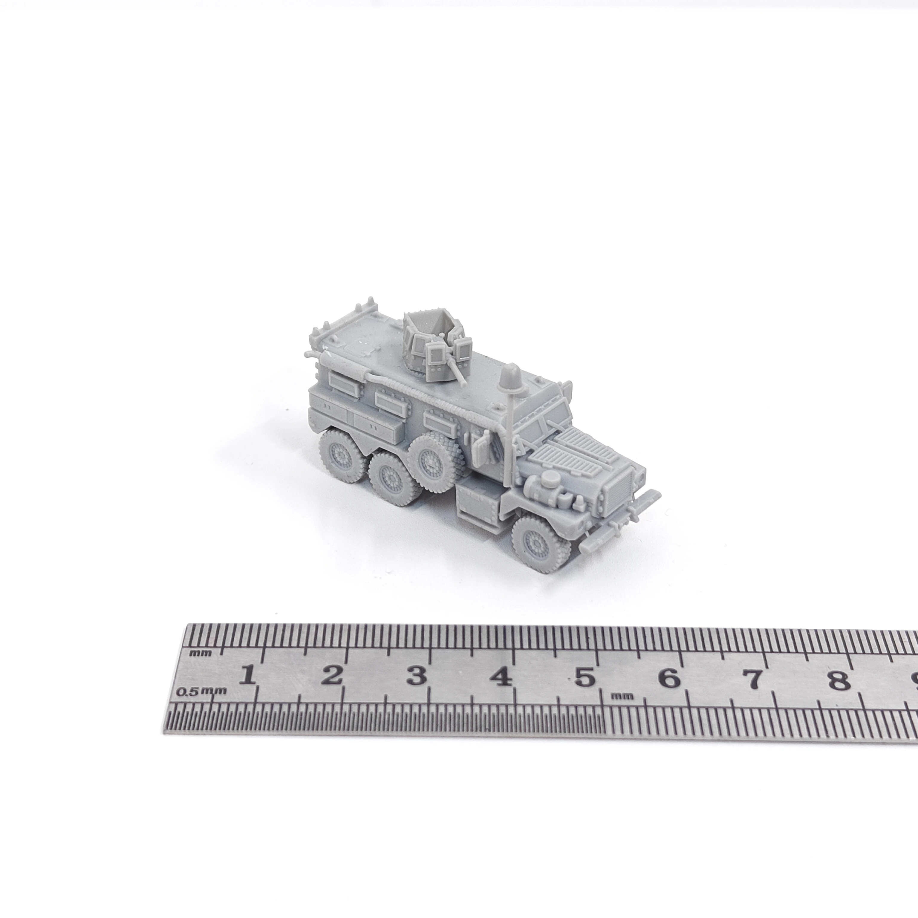 1/144 Scale  6X6 Cougar MRAP  MODEL KIT