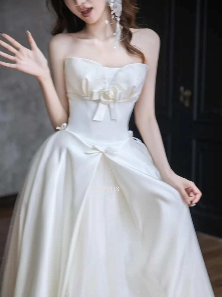 Simples coreia sem alças a linha vestidos de casamento longo cetim de seda vestido de noiva sessão de fotos elegante personalizado espartilhos volta vestido de baile