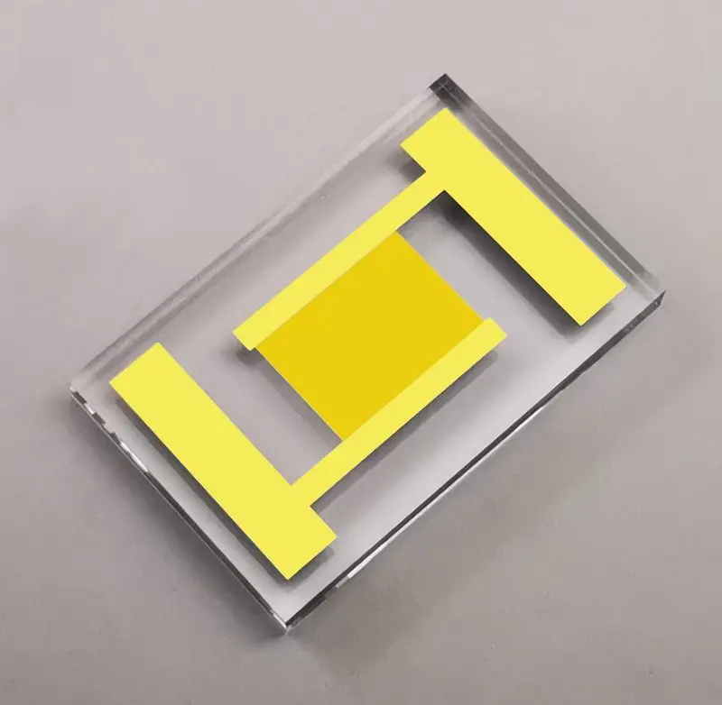 

Прозрачный интерфигурный электрод из кварцевого стекла 10 мкм для газовых биоэлектрохимических датчиков с фотоэлектрическим детектором