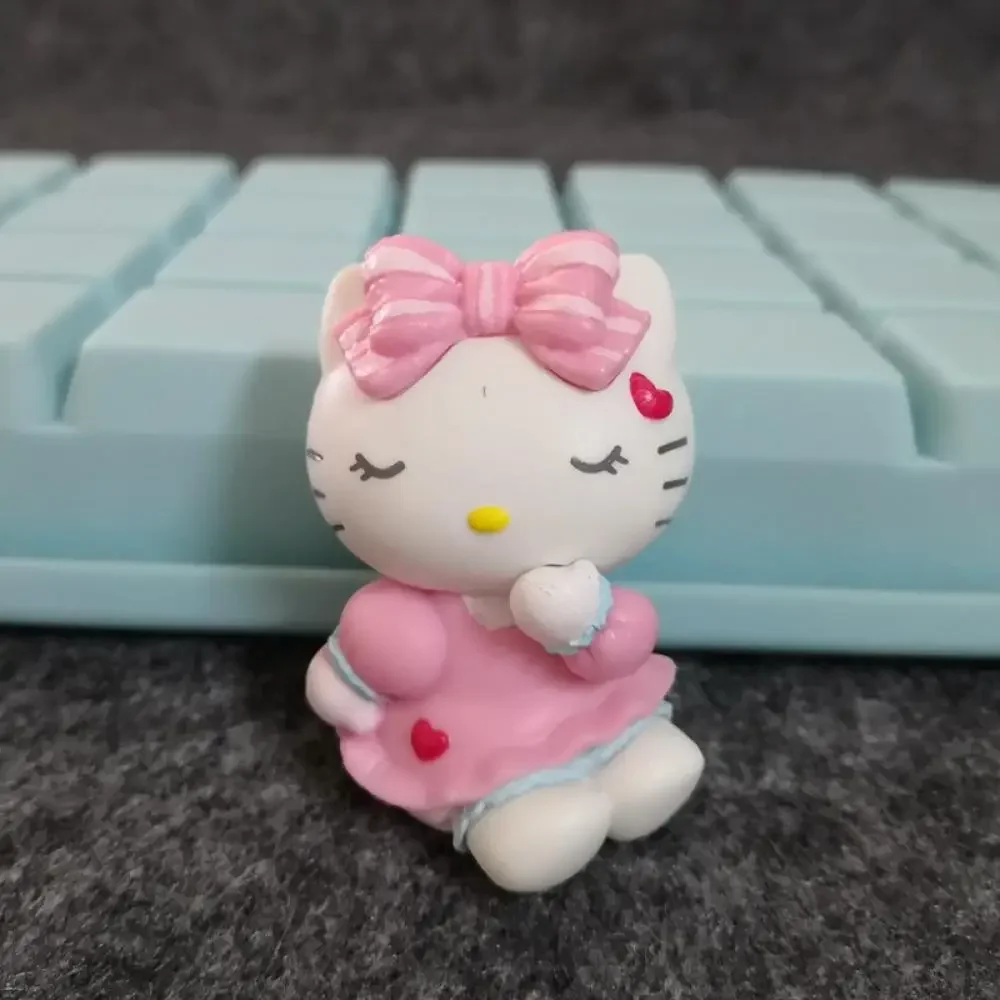 Sanrio-funda de teléfono con forma de cachorro durmiente, figura de Anime, Material decorativo para pastel, Cinnamoroll, Pachacco, juguetes Kawaii, Kuromi