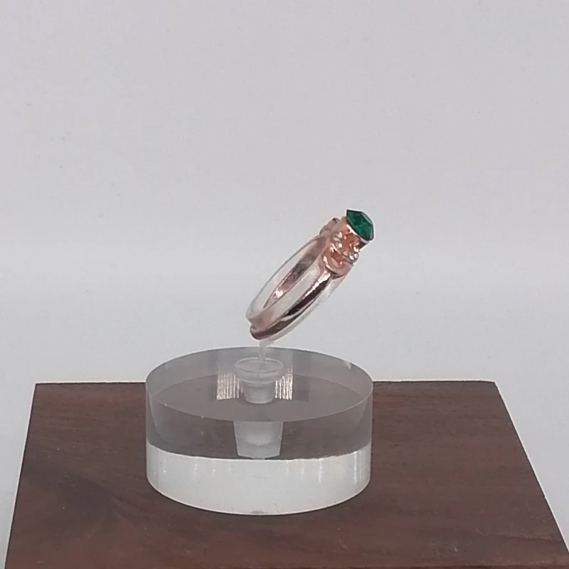 New Creativity Clear Acrylic Ring Display Stand Jewelry Showcase Ring Organizer Holder Jewellery Stands Cases Photography Props