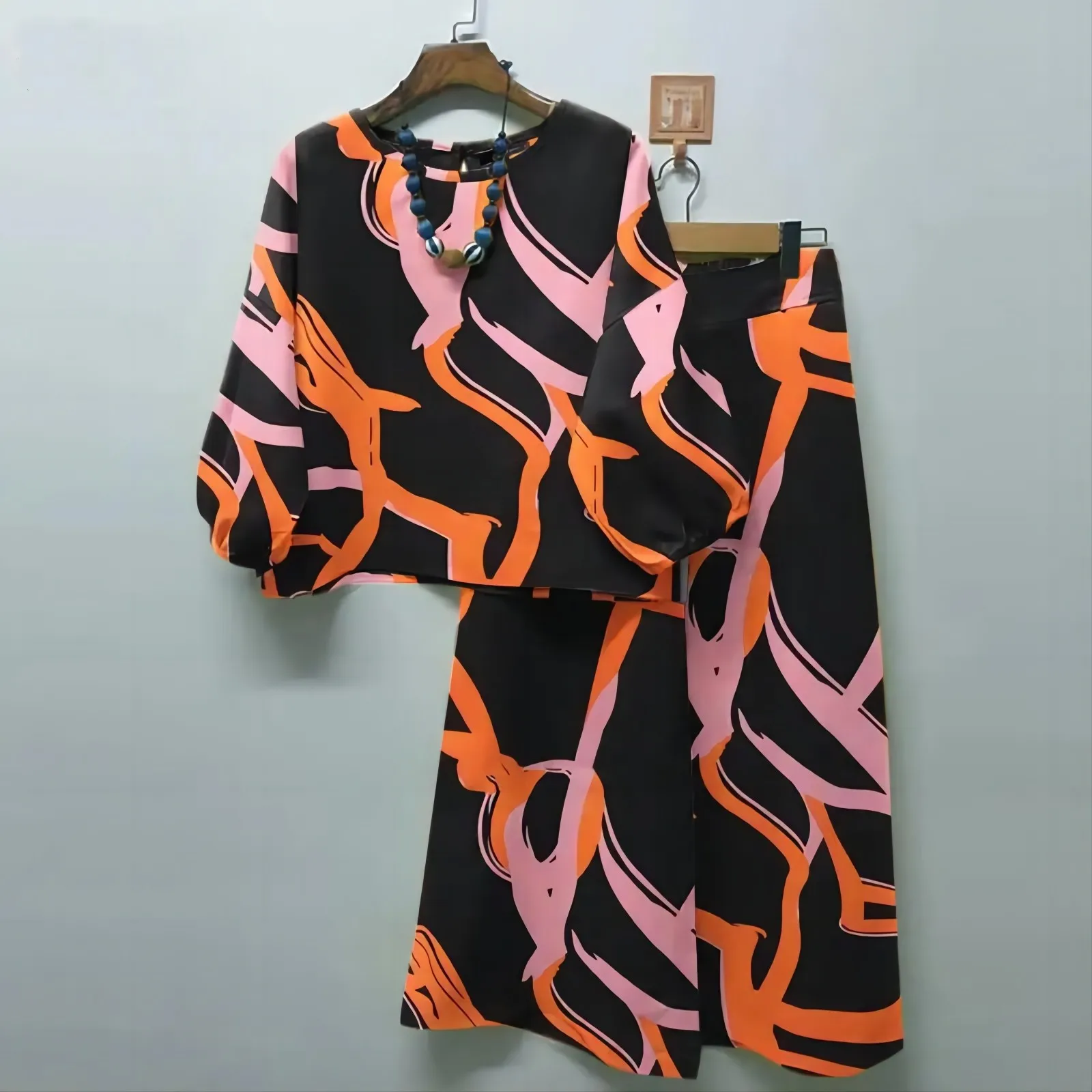 New 2025 Herfst Dames Kleding Round Neck Printed Quarter-sleeved Trousers Loose And Comfortable 2 Piece Sets Women's Outfit Fall