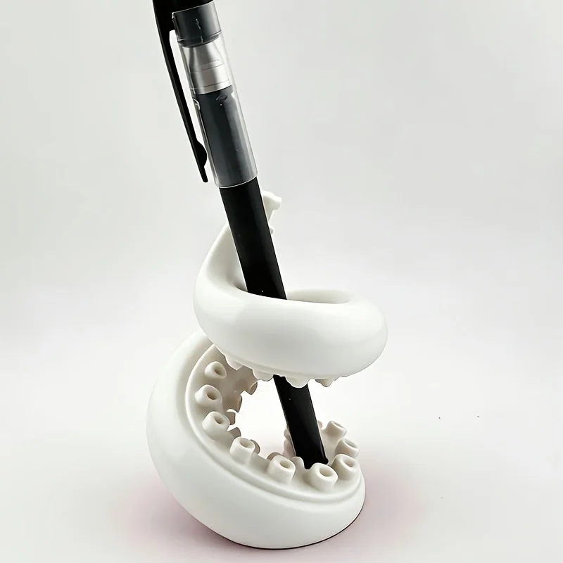Creative Chapter Fish Tail Pen Stand Office Desktop Decoration Pendant Pen Storage Stand High Beauty Pen Stand