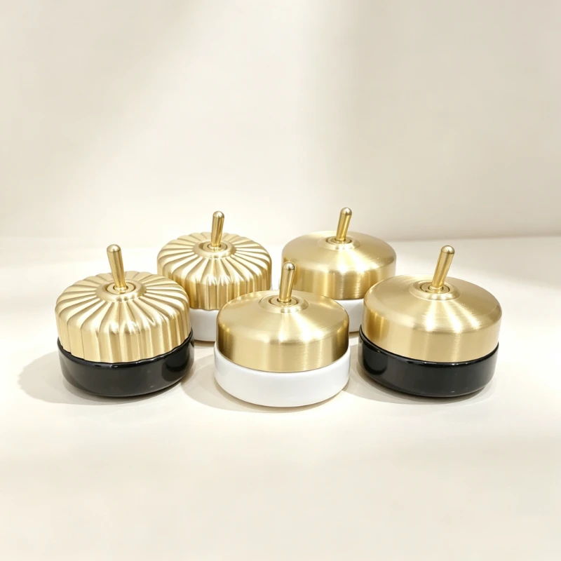 Vintage Brass Toggle Wall Light Switch Ceramic Fire Retardant Insulated Retro Porcelain Lamp Switch For Home Villa Hotel