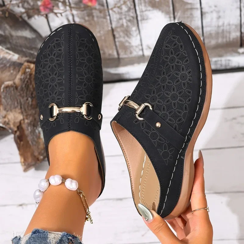 

Women Slippers 2025 Summer Slip on Retro Slippers Anti-slip Casual Hollow Sandals Daily Designer Shoes Women Trend Slides Women