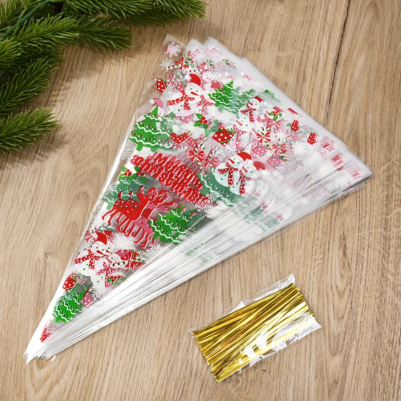 100pcs Christmas Triangle Shape Candy Pounches DIY Cookies Dessert Packaging Bag Christmas New Year Navidad Party Decor Supplies