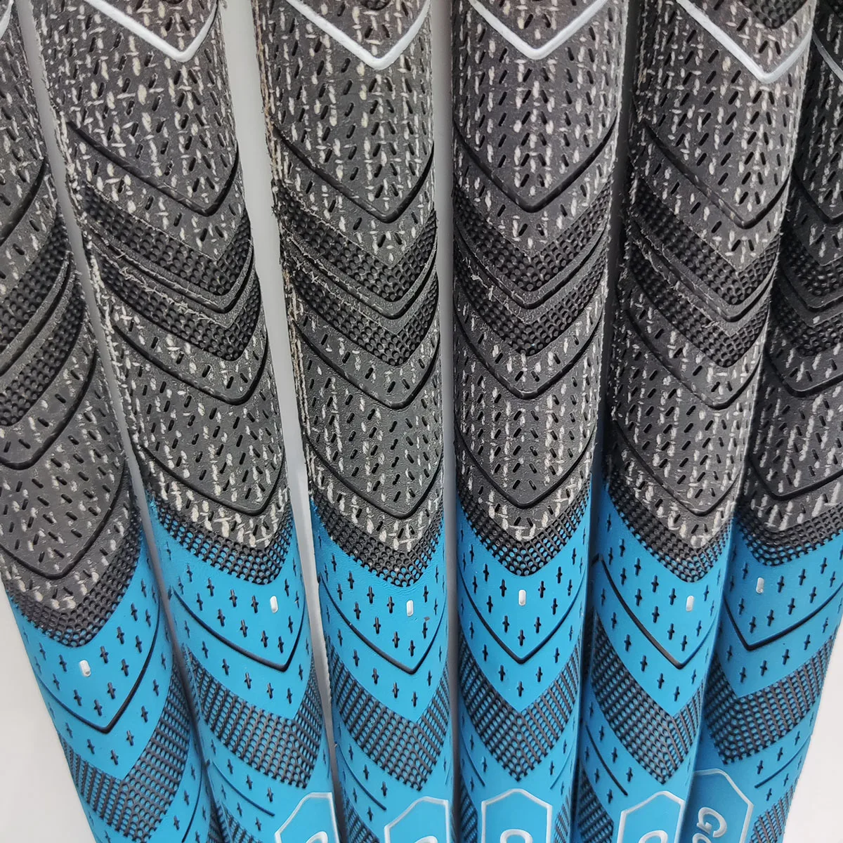 Thumbnail 3 - #1 Trending Golf Club Grips Right Now