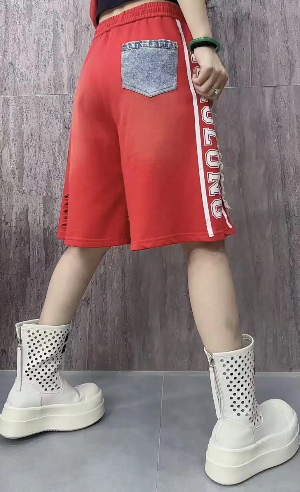 European Goods Denim Shorts Women's 2025 Summer New Letter Printing Splicing Pocket Ripped Five-point Pants Women Shorts