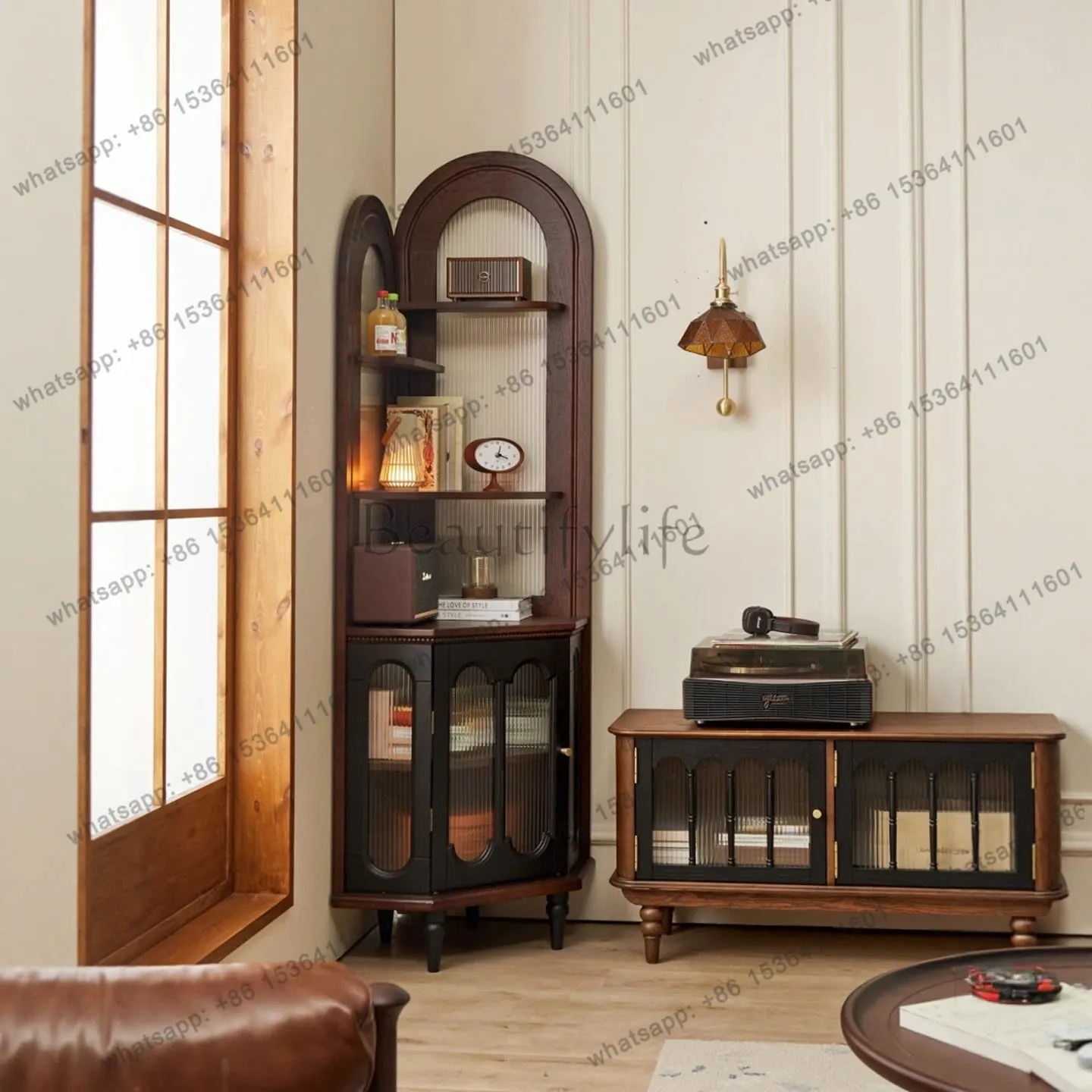 

French retro solid wood corner cabinet antique wall corner glass triangular cabinet in living room