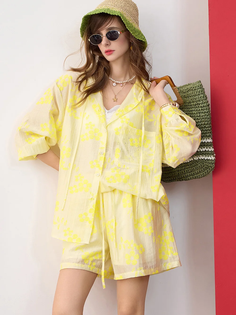 Women's Summer 2026 Hooded Yellow Print Sun Protection Set European Style Lightweight Breathable Shorts Casual Two-Piece Outfit