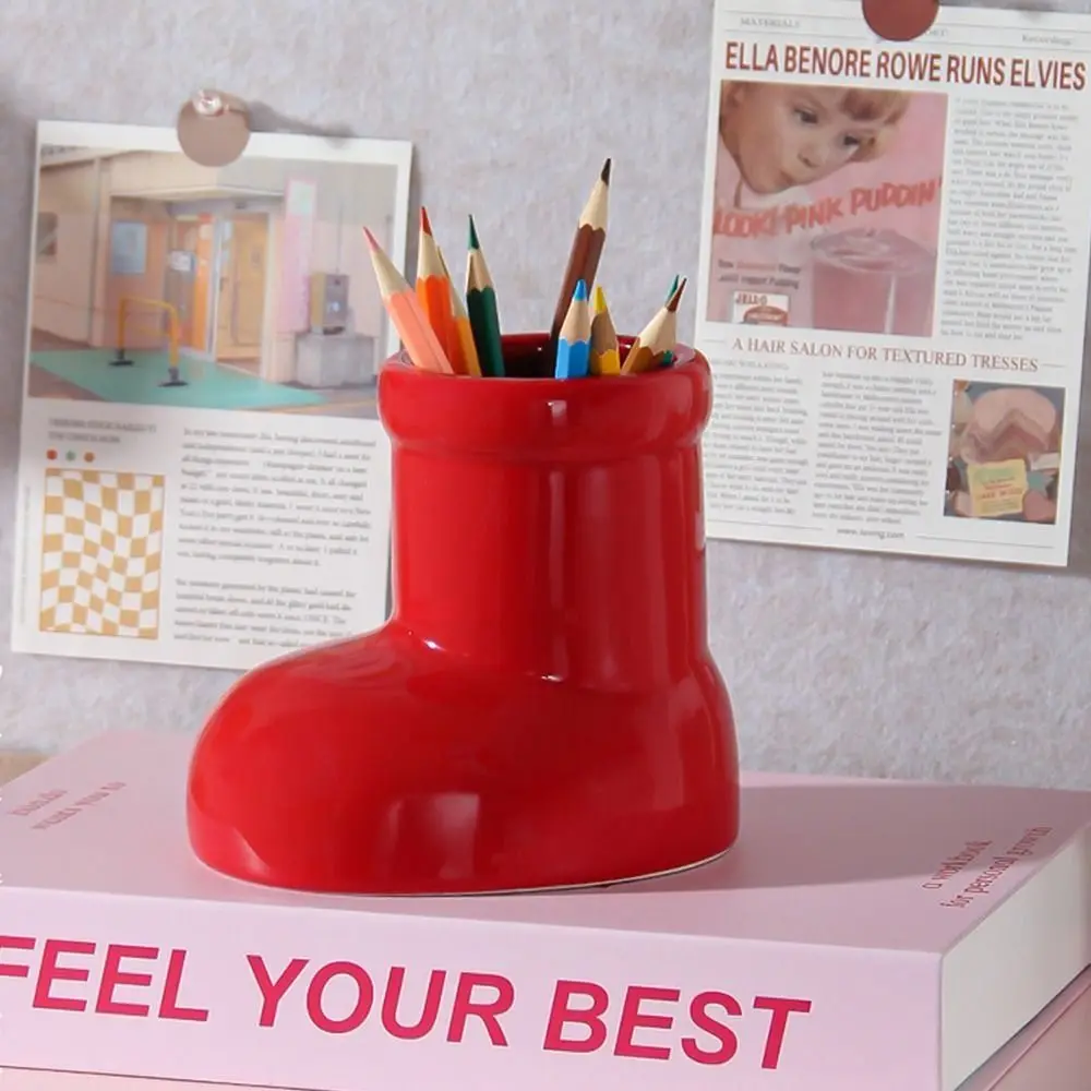 

Large Capacity Boot Pencil Holder Multifunctional Plastic Pen Brush Pot Cartoon Funny Desktop Organizer Makeup Storage