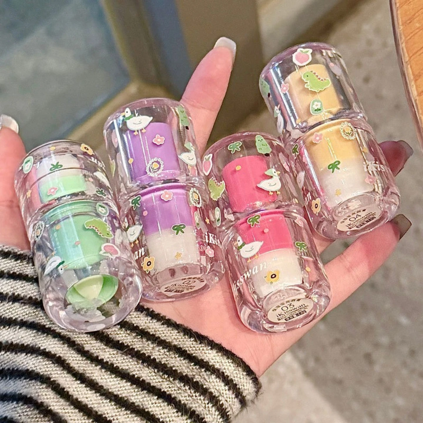 

Lipstick Moisturizing moisturizing and hydrating anti-drying and cracking fading lip lines primer lip gloss Skincare