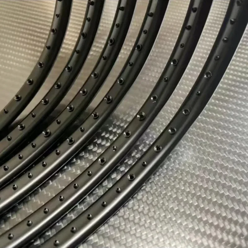 

Carbon brazing badminton racket, feel badminton racket