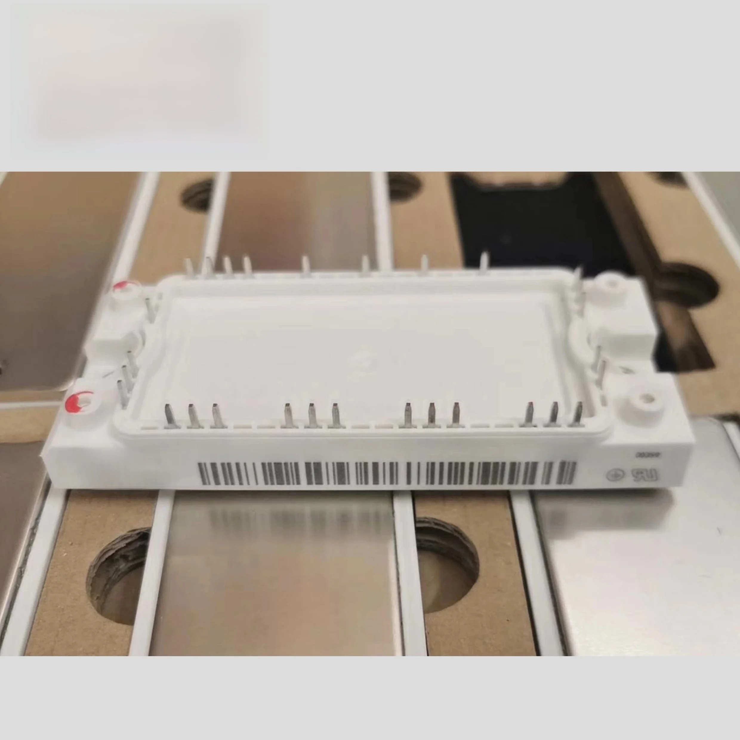 

TDB6HK180N16RR НОВЫЙ ОРИГИНАЛЬНЫЙ МОДУЛЬ
