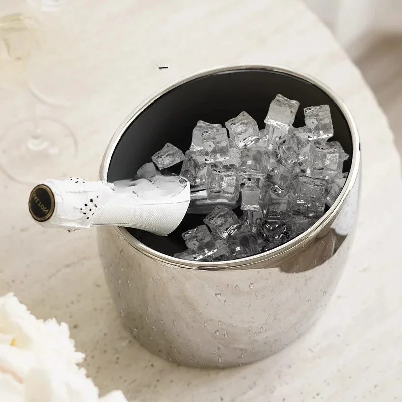 Nordic style stainless steel ice bucket champagne bucket v red wine chilled beer thickened ice wine bucket advanced sense