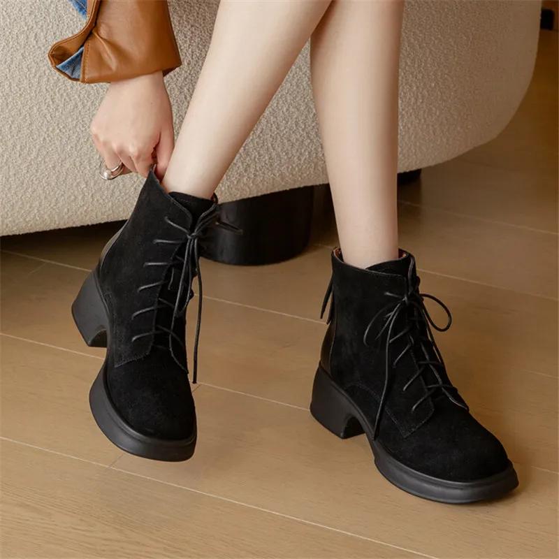 Nowe jesienno-zimowe buty damskie Square Toe Chunky Heel Boots for Women Platform Boots High Heel Cow Suede Short Boots Handmade