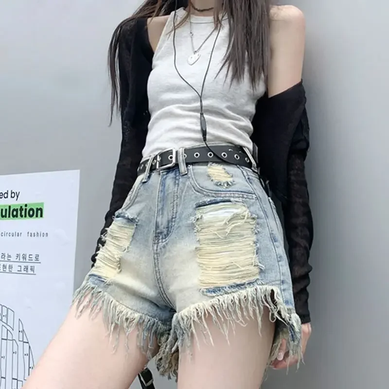 denim shorts for women in summer 2024, new niche design, ins sweet and cool ripped wide leg pants, A-line hot pants