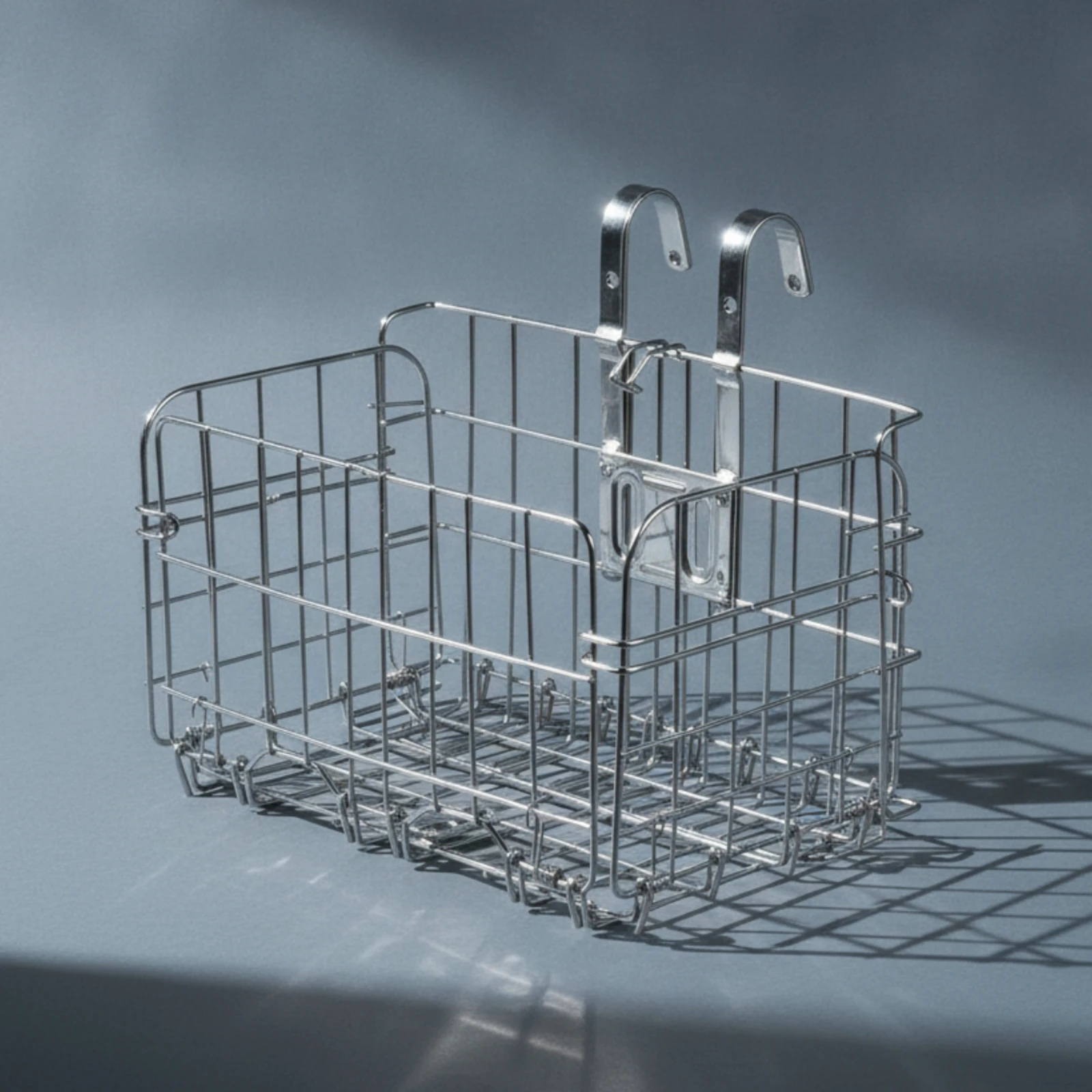 Wire Mesh Bike Basket Quick-Release Foldable Bike Basket Space-Saving Portable for Commuters, Shopping, Commuting