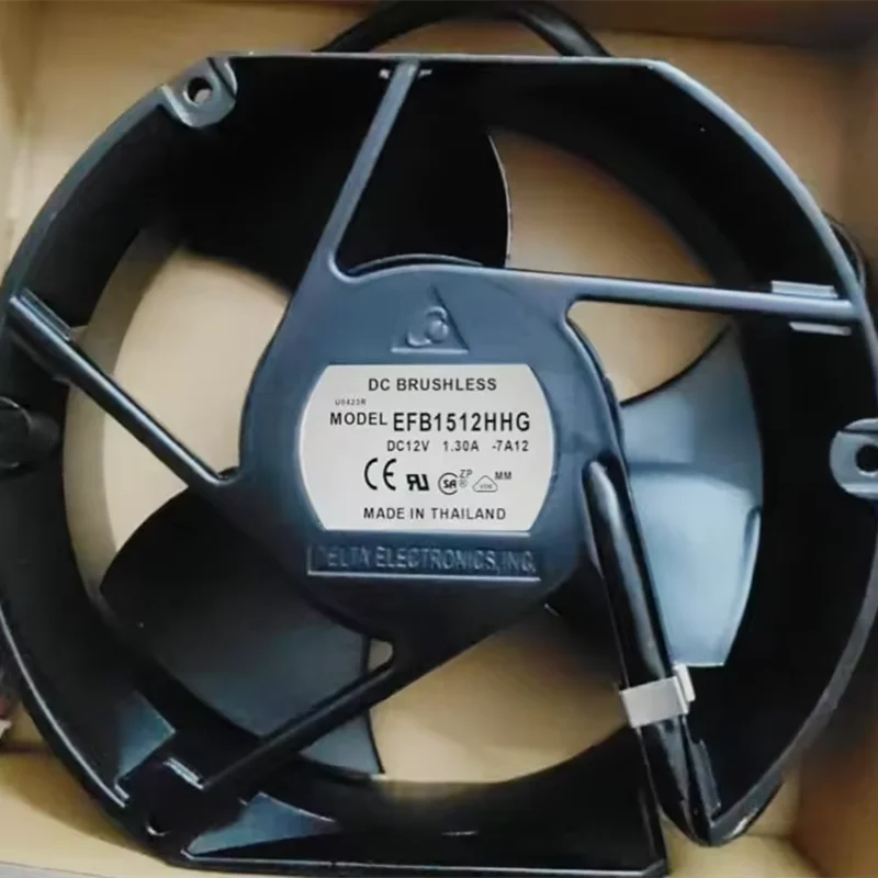 

Вентилятор охлаждения постоянного тока 170x150 мм EFB1712HHG DC12 v 1.3a