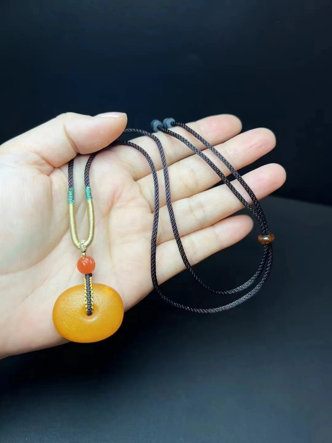 Nature Old Beeswax Hanging Amulet Pendant Nan Hong Agate Bead Ornament Very Rare