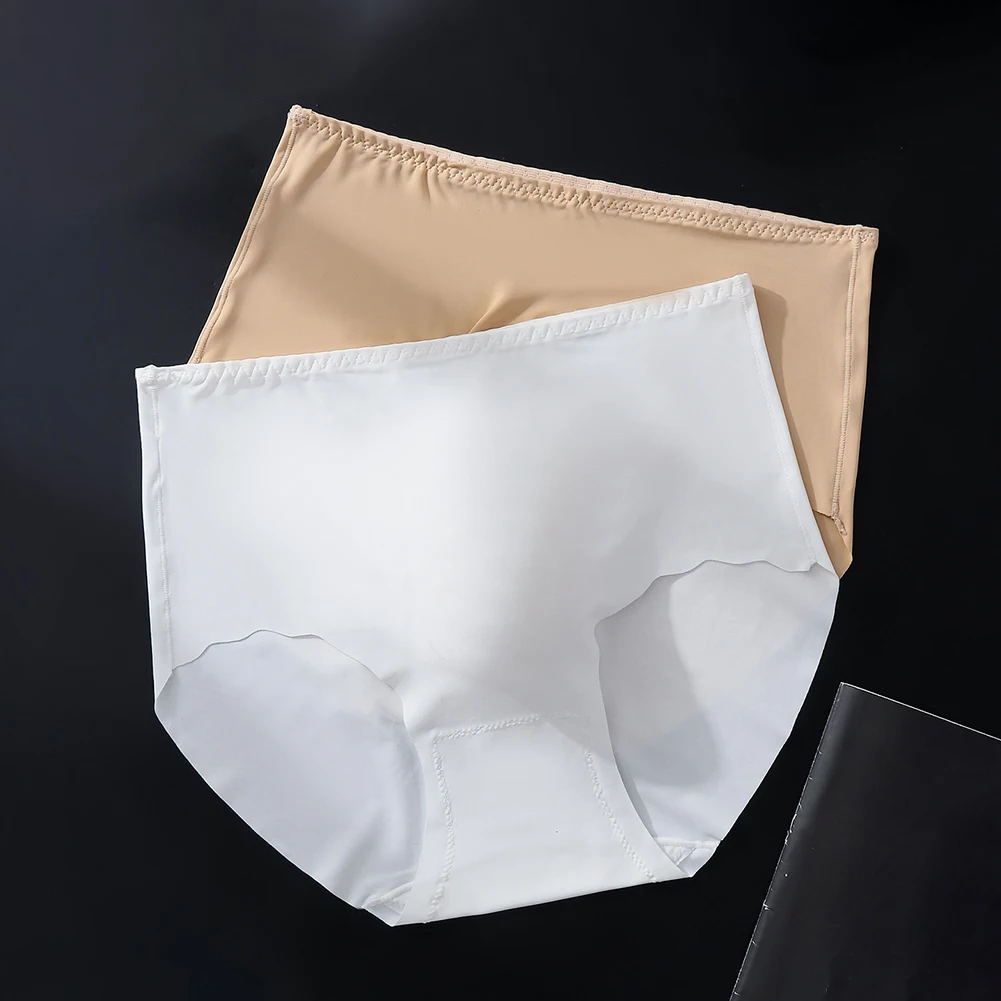 Men Ultra-thin Seamless Panties Very Hot Lingerie Ice Silk Plus Size Briefs 3D Bulge Briefs Pouch Solid Underwear Men Clothing