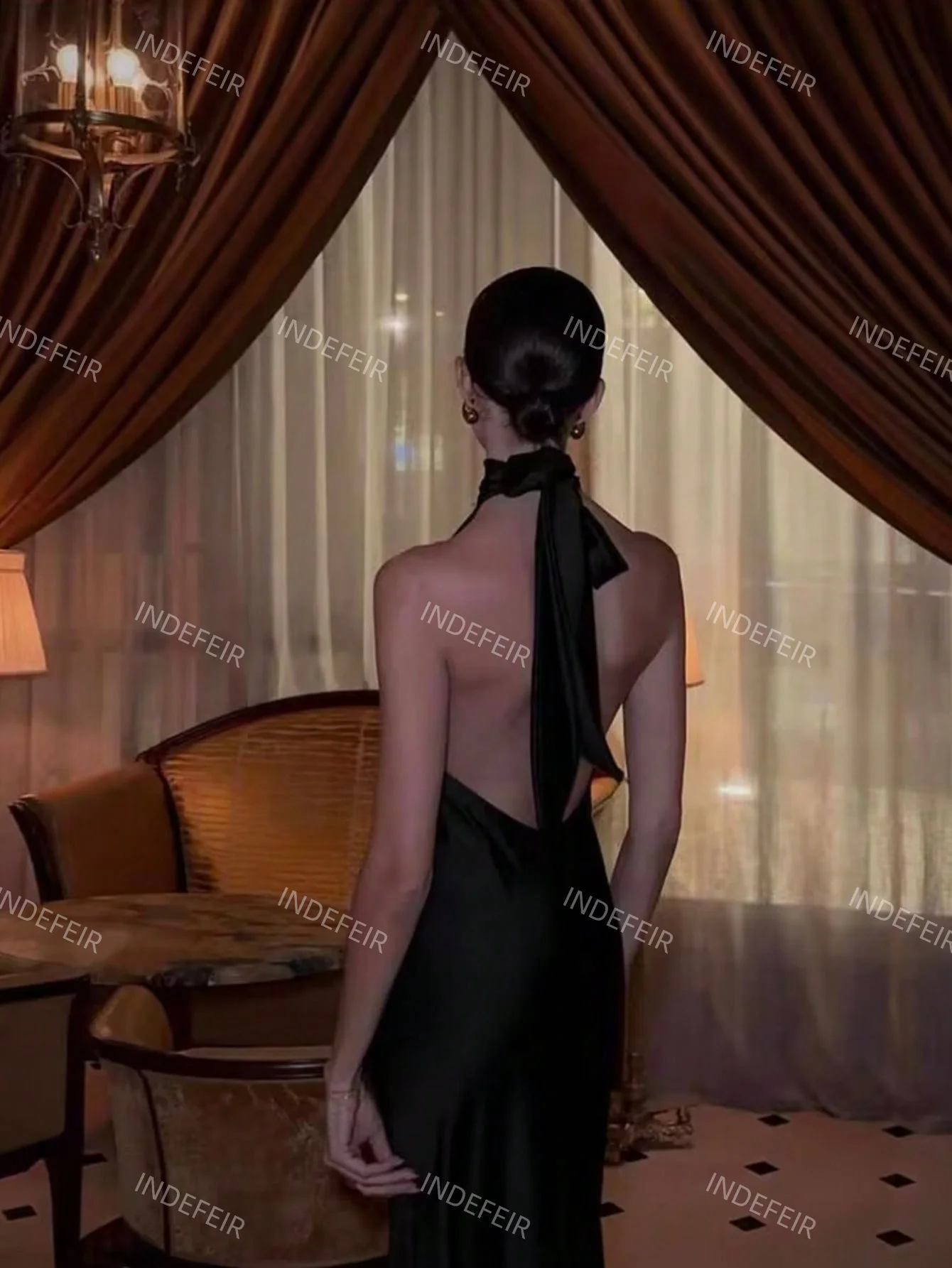 Indefeir レディース 春の新作 バックレス シルク サテン テクスチャー ドレス ロング スカート