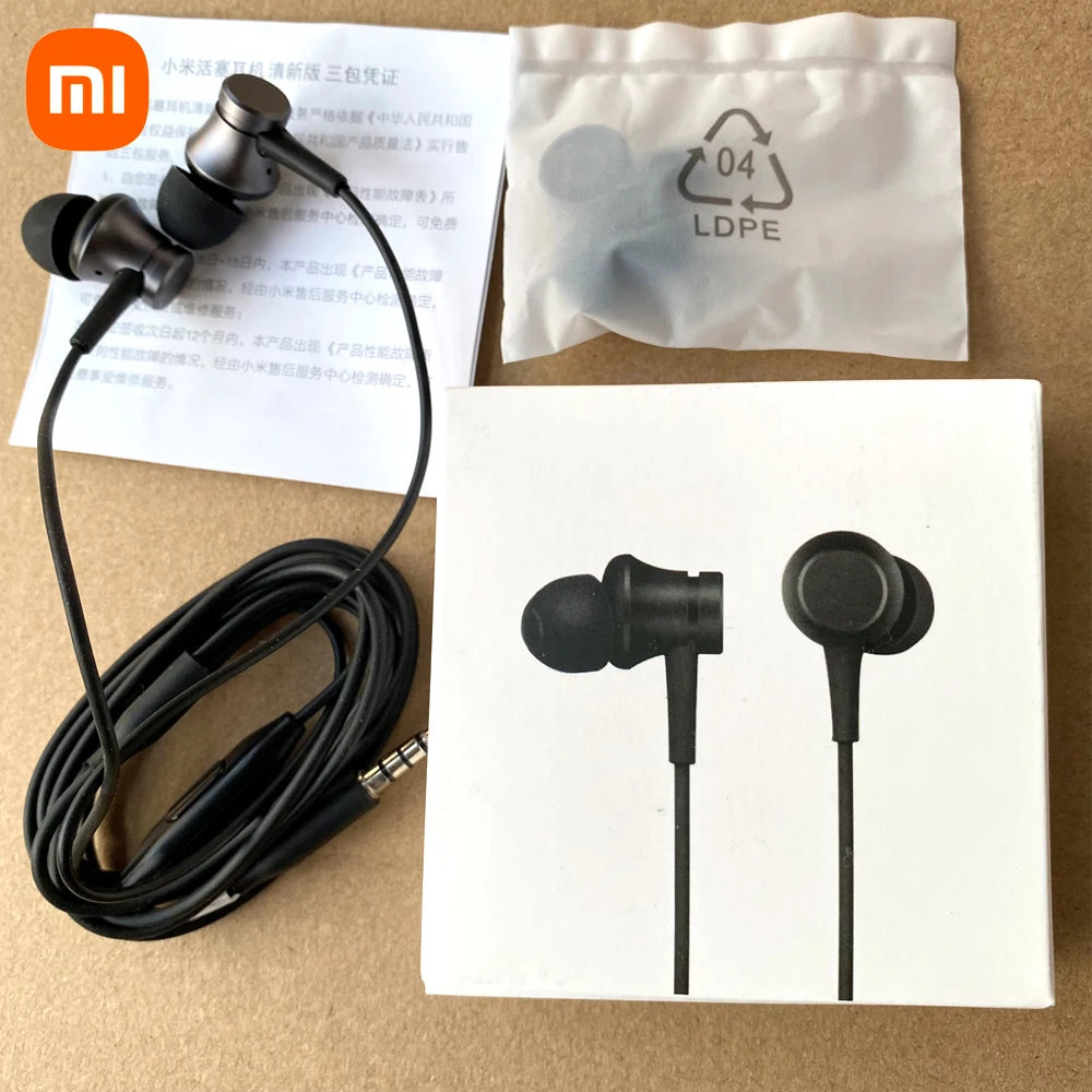 オリジナル Xiaomi Piston 3 イヤホン 重低音 有線 3.5MM インイヤー スポーツヘッドホン マイク付き Xiaomi Samsung Huawei対応