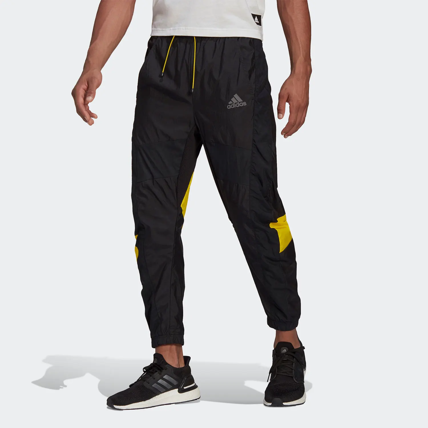 

Мужские спортивные брюки Adidas Originals M STRT WVN PANT GQ1197