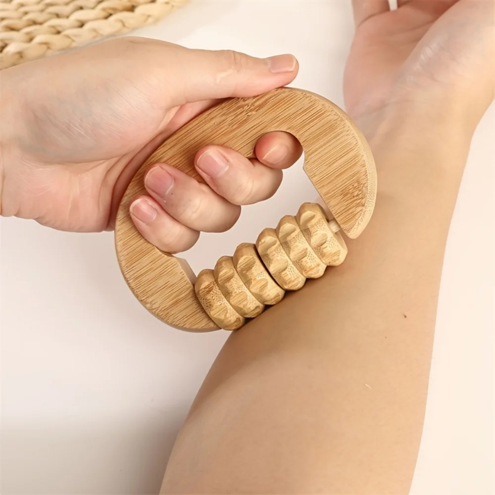 1 Bamboo Manual Gear Rolling Massage Tool, Meridian Brush for Shoulder, Neck, and Waist Relaxation and Health Care Manual Tool